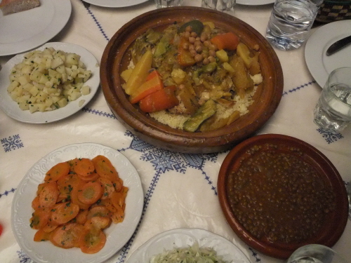모로코 전통음식 꾸스꾸스