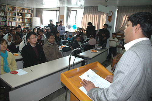 부산경남 방글라데시공동체는 20일 오후 부산 부전동 소재 '이주민과함께' 교육관에서 "세계모국어의 날 기념행사"를 열었다. 