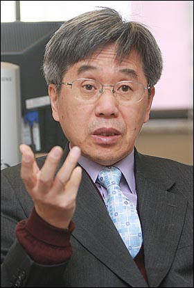 김태동 성균관대 교수.