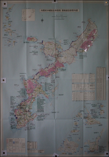 오키나와 미군기지와 미군용지 분포 지도(오키나와평화기념공원)