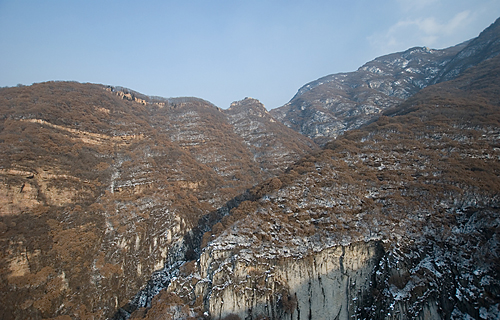 케이블카에서 내려다본 숭산의 산세