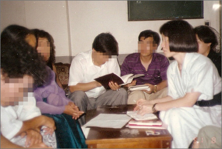 김씨 구명 대책위 모습 1991년 당시 한국성폭력상담소 활동가를 비롯한 사건 대책위 회의 모습. 