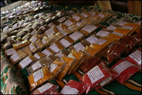 잔지바르엔 각종 향신료를 생산해내는 농장들이 많이 있다.