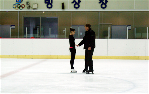  김연아와 오피가드 코치