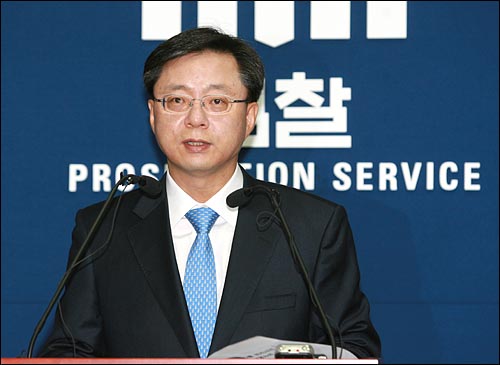우병우 청와대 민정수석, 사진은 2011년 5월 대검찰청 수사기확관 재임 당시 모습. 
