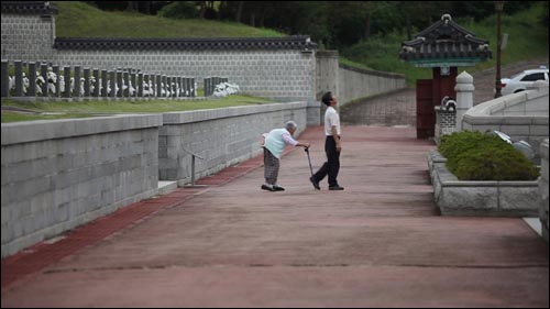  다큐멘터리영화 <오월애>의 한 장면