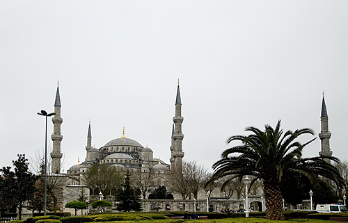 터키의 이스탄불 하면 가장 먼저 그려지는 블루모스크의 모습