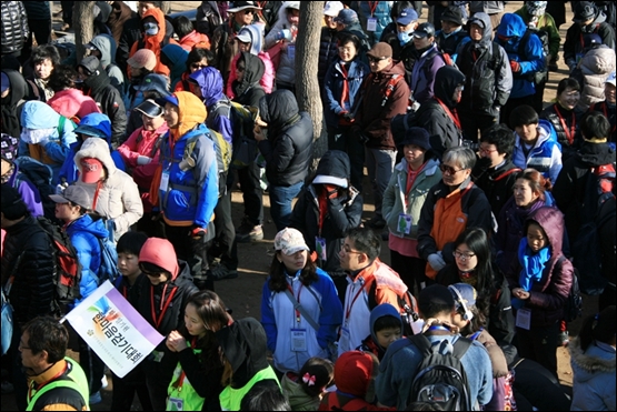 베이징 베이궁삼림공원에서 열린 민주평화통일자문회의 베이징협의회 주최의 행사에 참여한 500여명의 재중국 한국인들