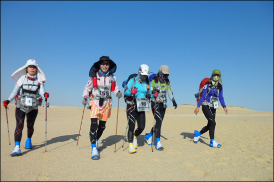  한국팀은 4명의 여성과 63세 대회 최연장자가 참여했다. 