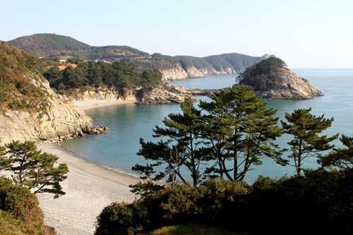 함목해수욕장 경상남도 거제시 남부면 갈곶리 가시버시펜션앞 풍경