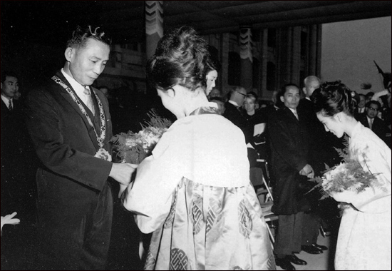 1963년 12월 17일 치러진 제5대 박정희 대통령 취임식 모습