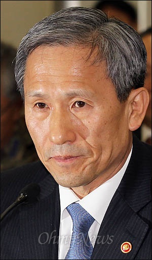 김관진 국방부 장관. (자료사진)