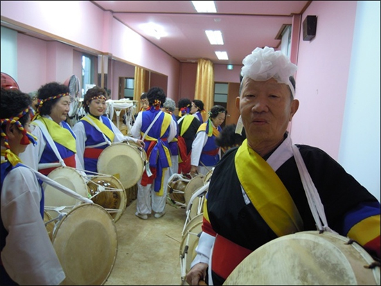 80세 북잡이 송재옥 노인