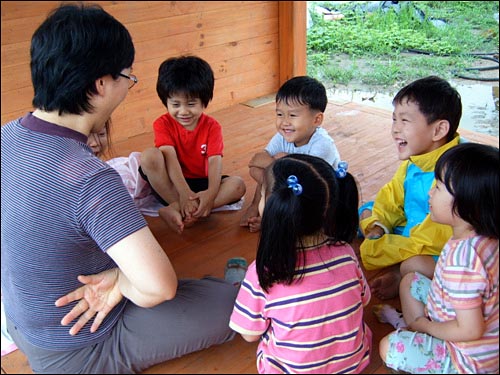 안양 공동육아 협동조합 어린이들.