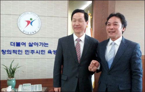 김상곤 경기도교육감(왼쪽)이 12일 오전 통합진보당 비례대표 후보로 나선 정진후 전 전교조 위원장과 면담했다.