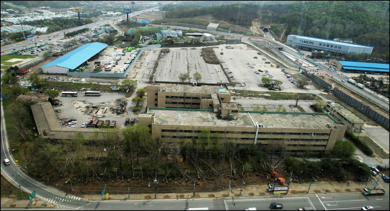 복합유통센터 '파이시티'가 들어서기로 돼 있던 서울 서초구 양재동 화물터미널 용지 전경. 