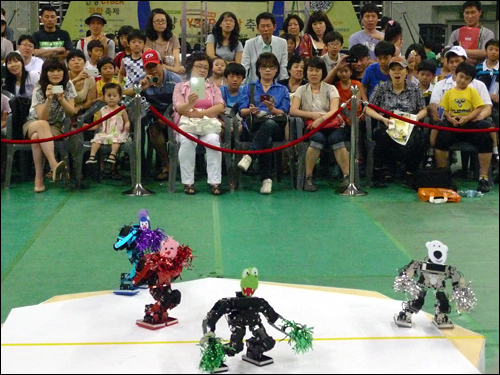 로봇댄스 경연대회(2011년 행사 자료사진) 
