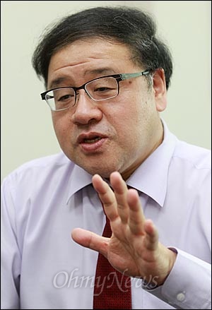 새누리당 박근혜 전 비상대책위원장의 '경제브레인'으로 평가받는 안종범 의원. 