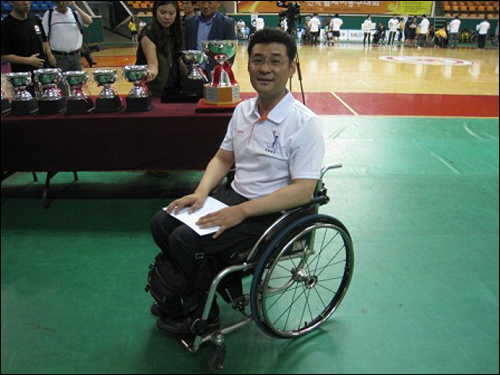 윤용석 사무국장 그는 "장애인스포츠의 꽃은 휠체어 농구"라고 말했다.