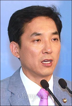 고엽제 환자 지원법 개정안을 발의한 박민식 새누리당 의원.