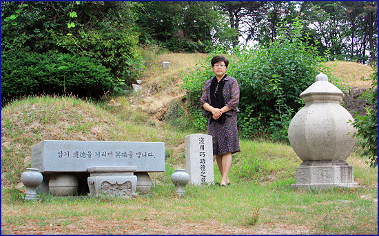  조선의 흙이 되려 했던 아사카와다쿠미는 서울 망우리공원묘지에 잠들어 있다 (사진 필자)

