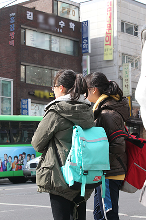 서울 강남구 대치동 학원가 일대의 모습.