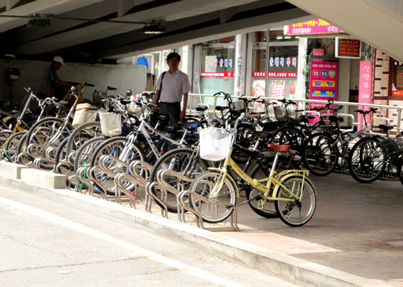 남광장 자전거 보관대 모습