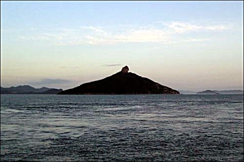 주지 스님의 거시기가 섬으로 환생한 손가락섬(주지도)입니다.