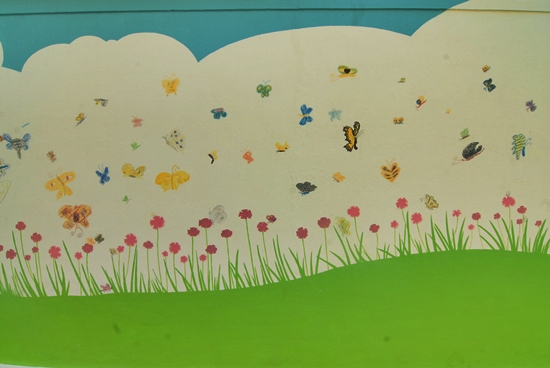 유치원생들과 초등학생들이 그린 나비 벽화