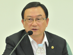 박기열 서울시 교통위원회 부위원장이 발언을 하고 있다.