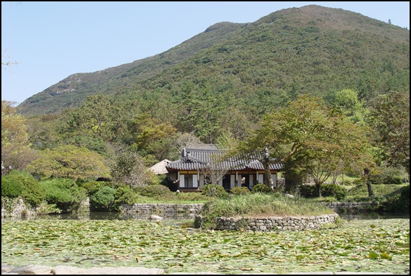 운림산방 조선 선비의 묵향이 짙게 베어있는 운림산방입니다.