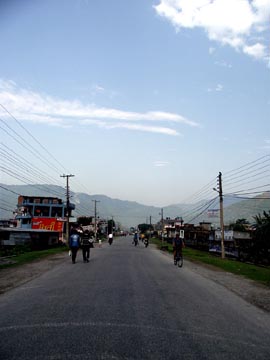 네팔의 전원도시 포카라. 안나푸르나 트레커들의 전초기지와도 같은 곳이다.