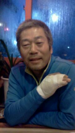 애기봉 인근에 거주하는 농민 김용태씨는 점등을 막기 위해 싸우는 과정에서 손을 다쳤다. 그는 "우리에겐 평화롭게 농사지을 권리가 있다"고 했다. 