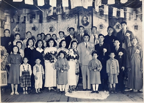 화교 결혼식 가족 기념사진(1960년대)
