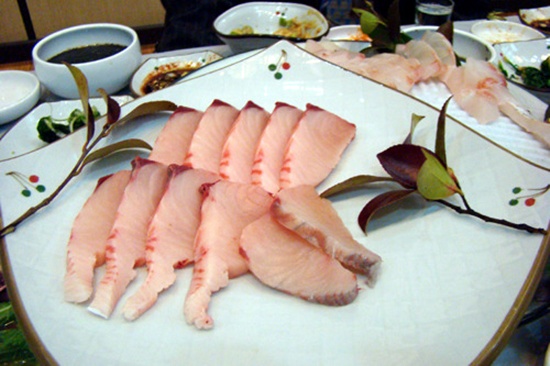 韓国と日本の生魚の決定的な違いは「これ」