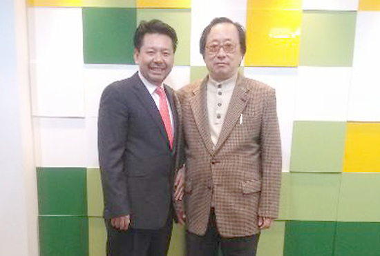 왼쪽부터 이찬석 회장, 류용규 선생.     