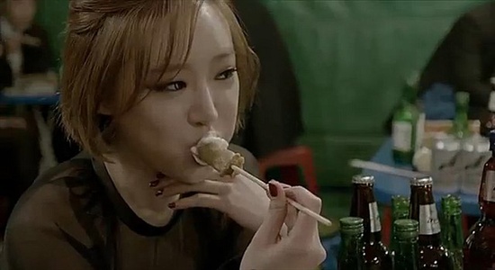  싸이 신곡 '젠틀맨' 뮤직비디오의 한 장면. 