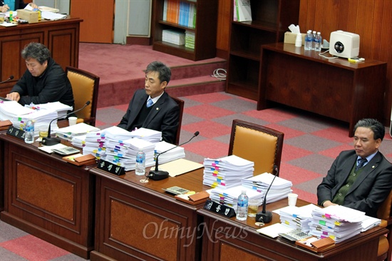 4월 23일, 군포시의회 행정사무조사 특별위원회가 열렸다.