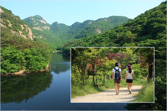  내변산 직소폭포 가는 길의 산정호수