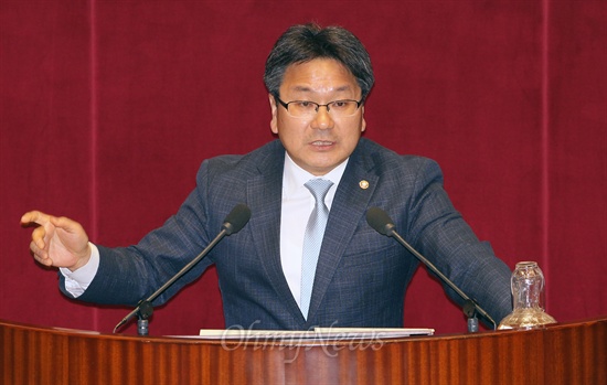 강기정 민주당 의원(자료사진).