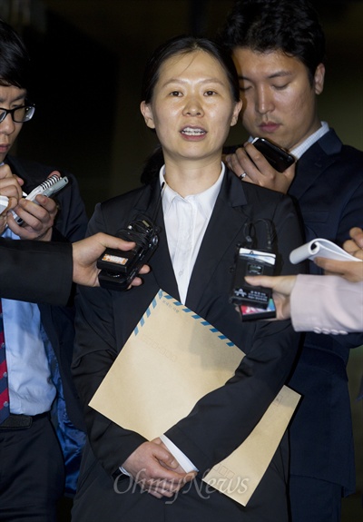 국정원 여직원 댓글 사건 수사 실무책임자였던 권은희 서울 송파경찰서 수사과장.
