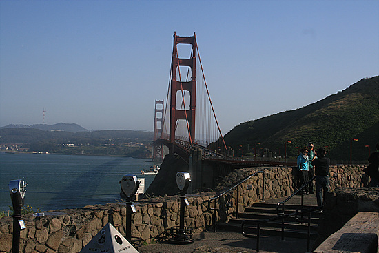 샌프란시스코의 상징인 금문교 모습