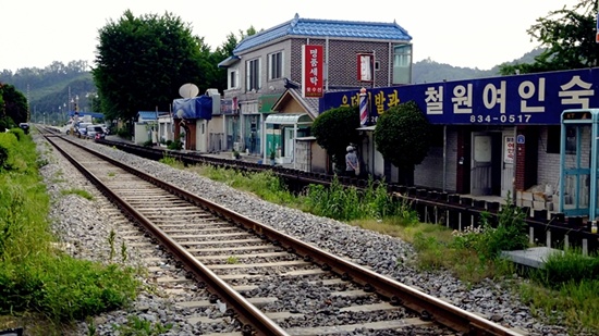 강원도 철원읍 대마리에 백마고지역이 생겨 좀더 북으로 가까워지고 있는 경원선 기차여행. 