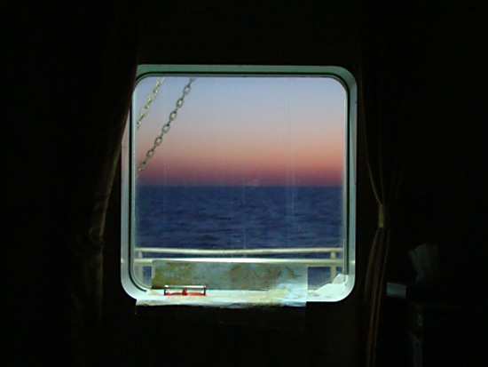 우리의 기차 여행을 함께한 지도. 블라디보스토크에서 동해로 가는 배 안에서도 우리를 안내해 주었다.