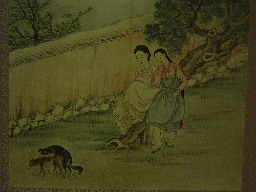 흘레붙는 개를 지그시 바라보는 여인들의 모습에 익살에 가려진 조선 여인의 서글픔이 서려있다 (국립중앙박물관소장)
