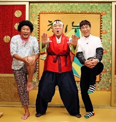  MBC <황금어장-무릎팍도사>가 폐지된다. 마지막 방송 일은 오는 22일이다. 