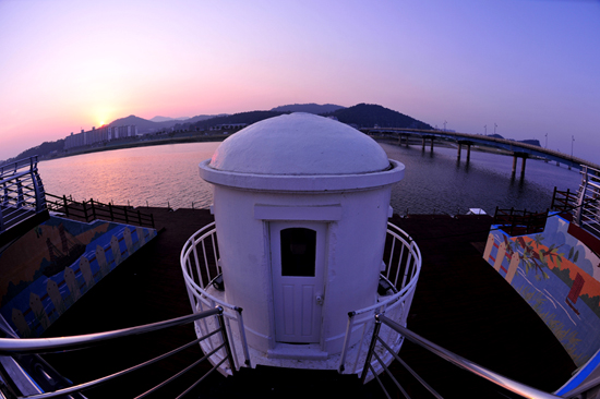 영산포등대는 등록문화재 제129호이며 2004년 12월 31일 대한민국 근대문화유산으로 지정되었다.
