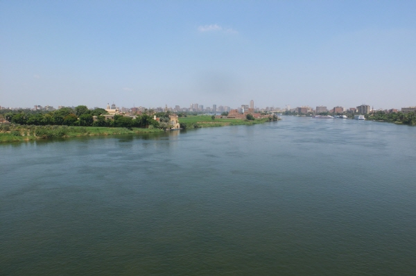 카이로의 유일한 녹지, 나일강