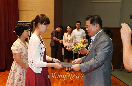  대구시교육청은 오는 9월 1일자로 임명되는 신규교사 81명에 대해 임명장을 수여했다. 