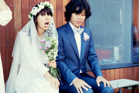  가수 이효리와 이상순의 결혼사진